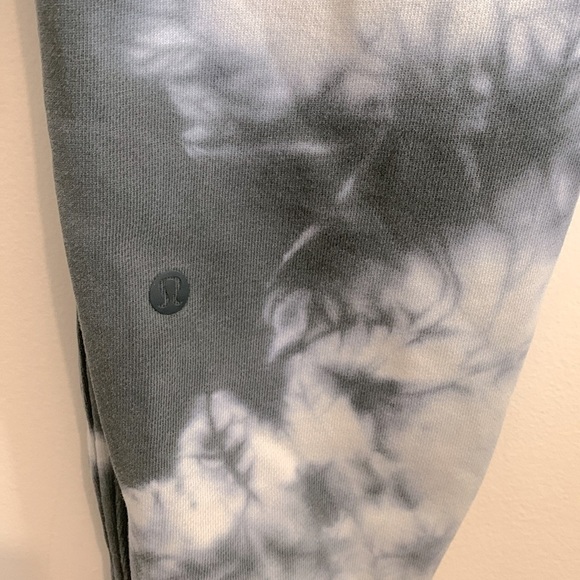 lululemon Women's Warm Down Jogger Earth Dye size 4 - Picture 4 of 5